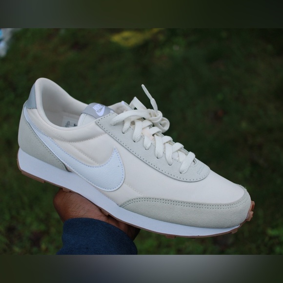 Nike Daybreak white gum waffle ones - Picture 2 of 12